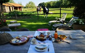 Casa Leone Near Bruges With Jacuzzi & Parking